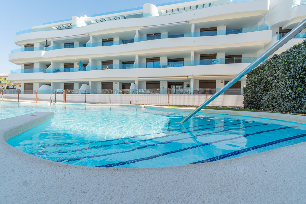 Pool area in ground_floor for sale in Orihuela Costa