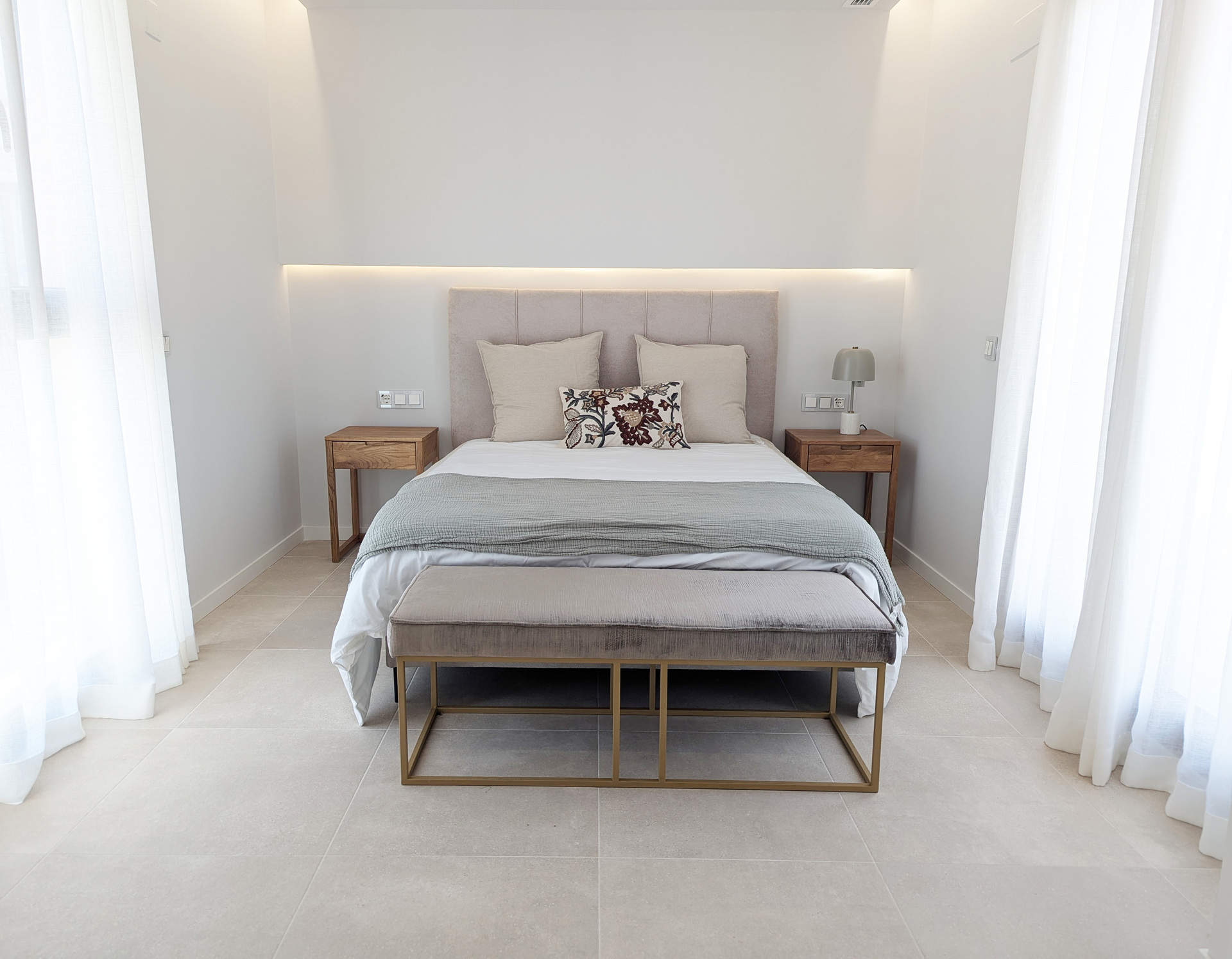 Bathroom in apartment for sale in Dénia