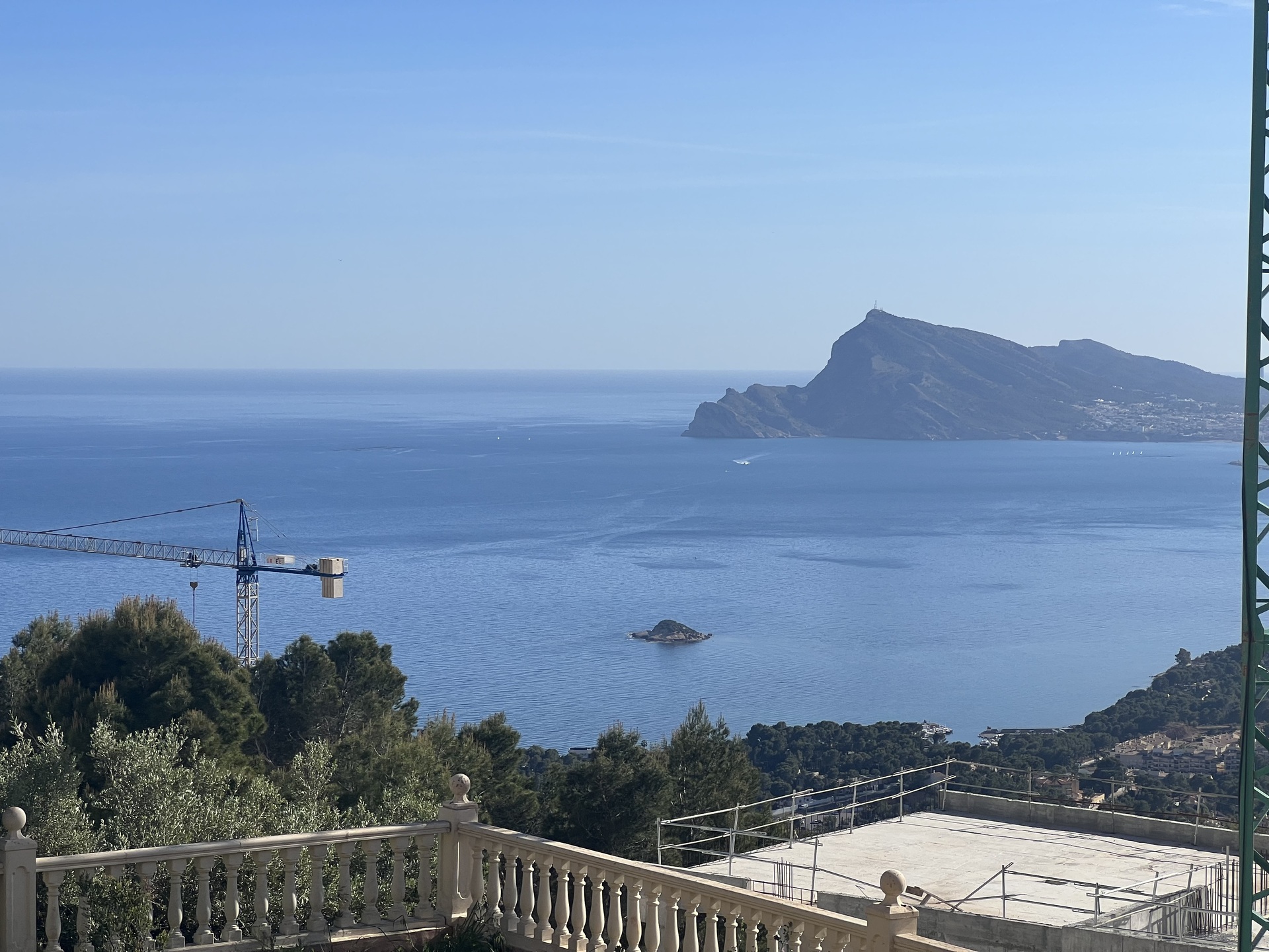 Pool area in villa for sale in Altea
