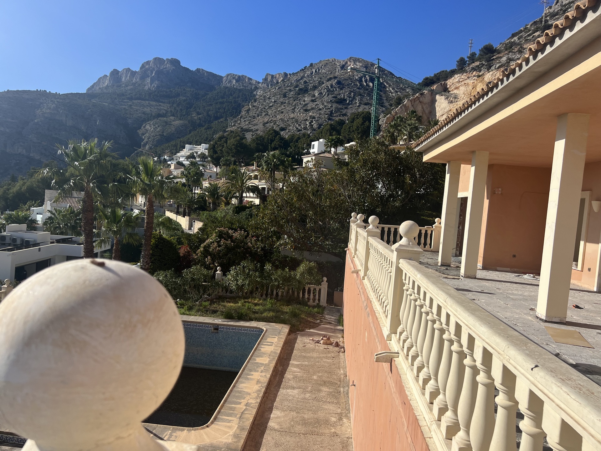 Dining area in villa for sale in Altea