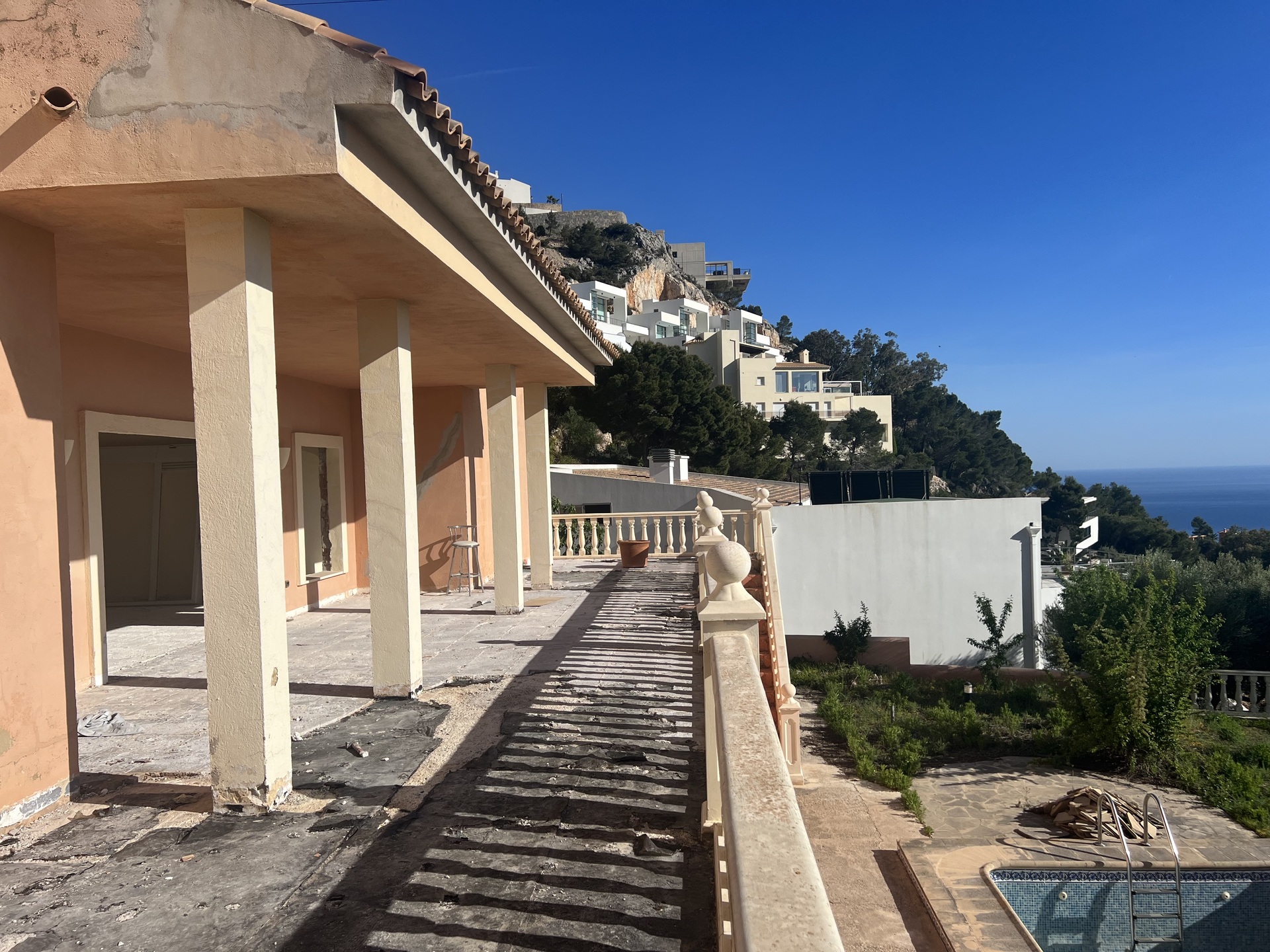 Bedroom in villa for sale in Altea