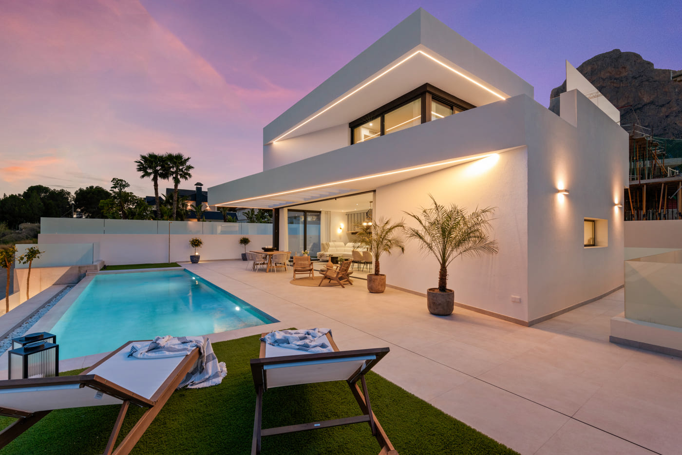 Garden in villa for sale in Polop