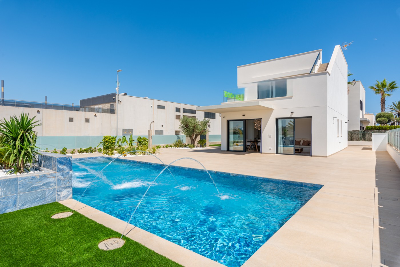 Bedroom in villa for sale in Dehesa de Campoamor