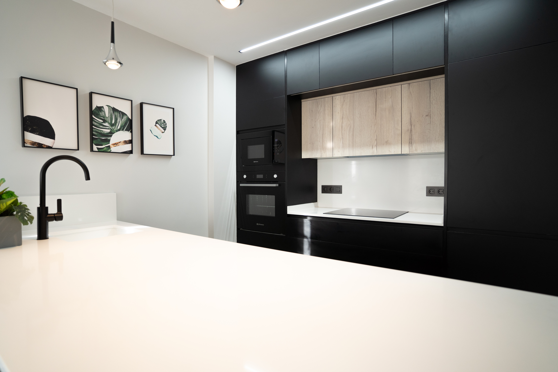Located in the charming town of Torrevieja, this residential complex offers a variety of homes that