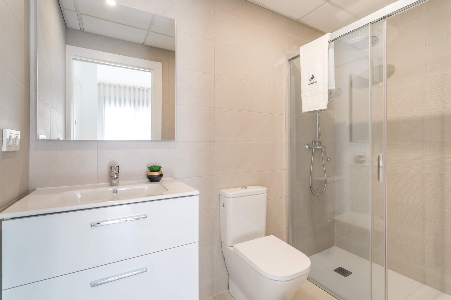 Bedroom in penthouse for sale in Torrevieja