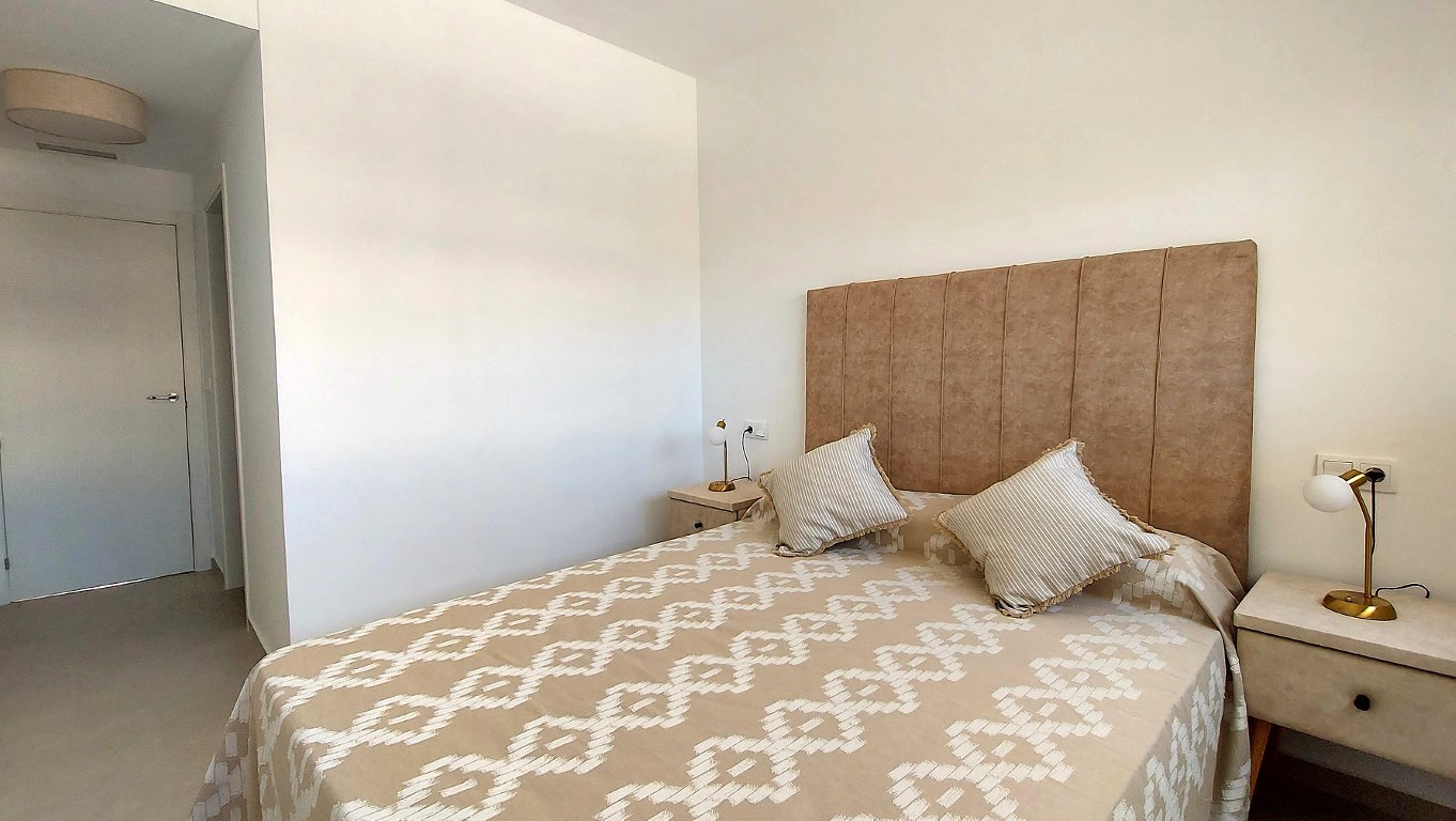 Bedroom in apartment for sale in San Miguel de Salinas