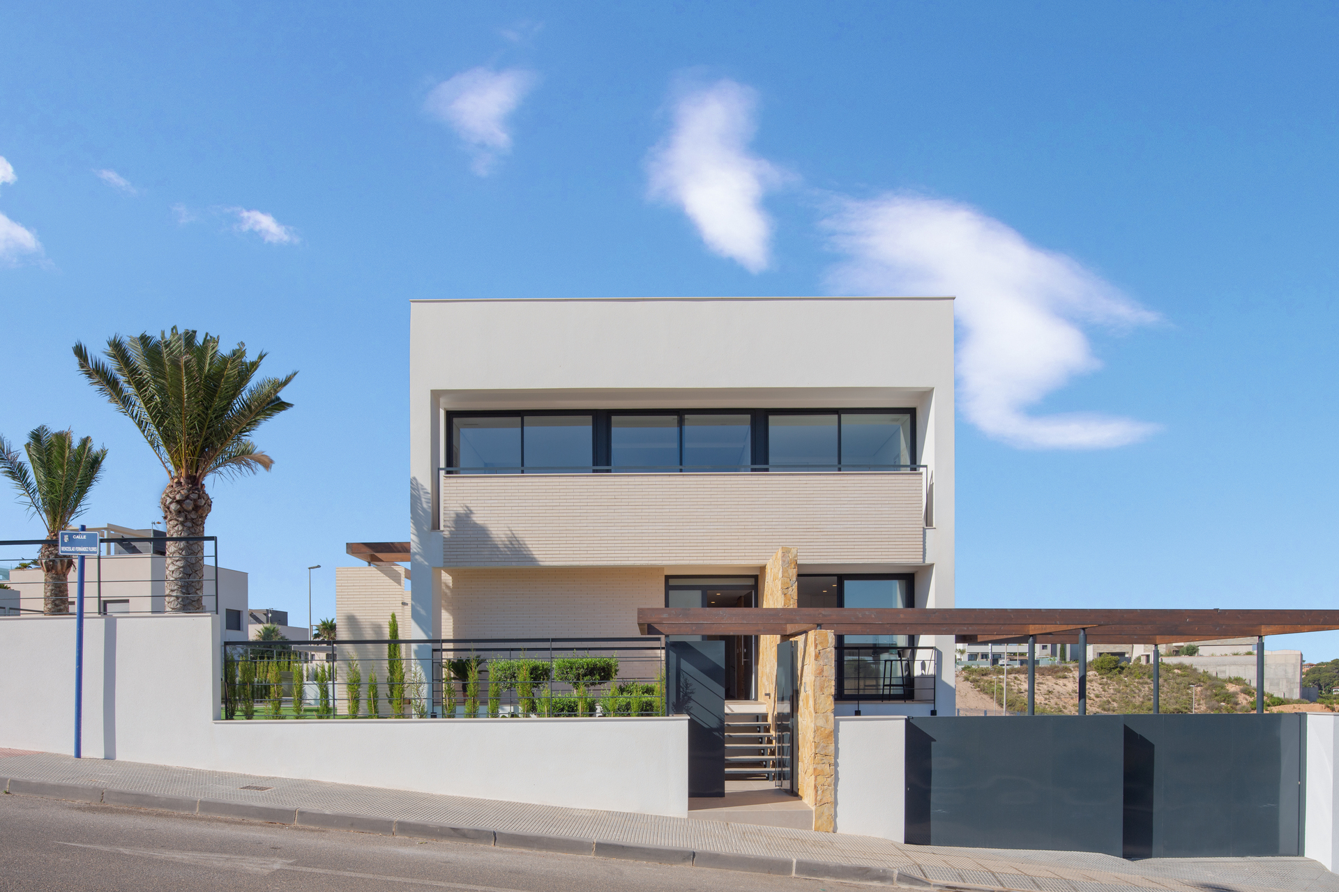 Terrace in villa for sale in Orihuela Costa