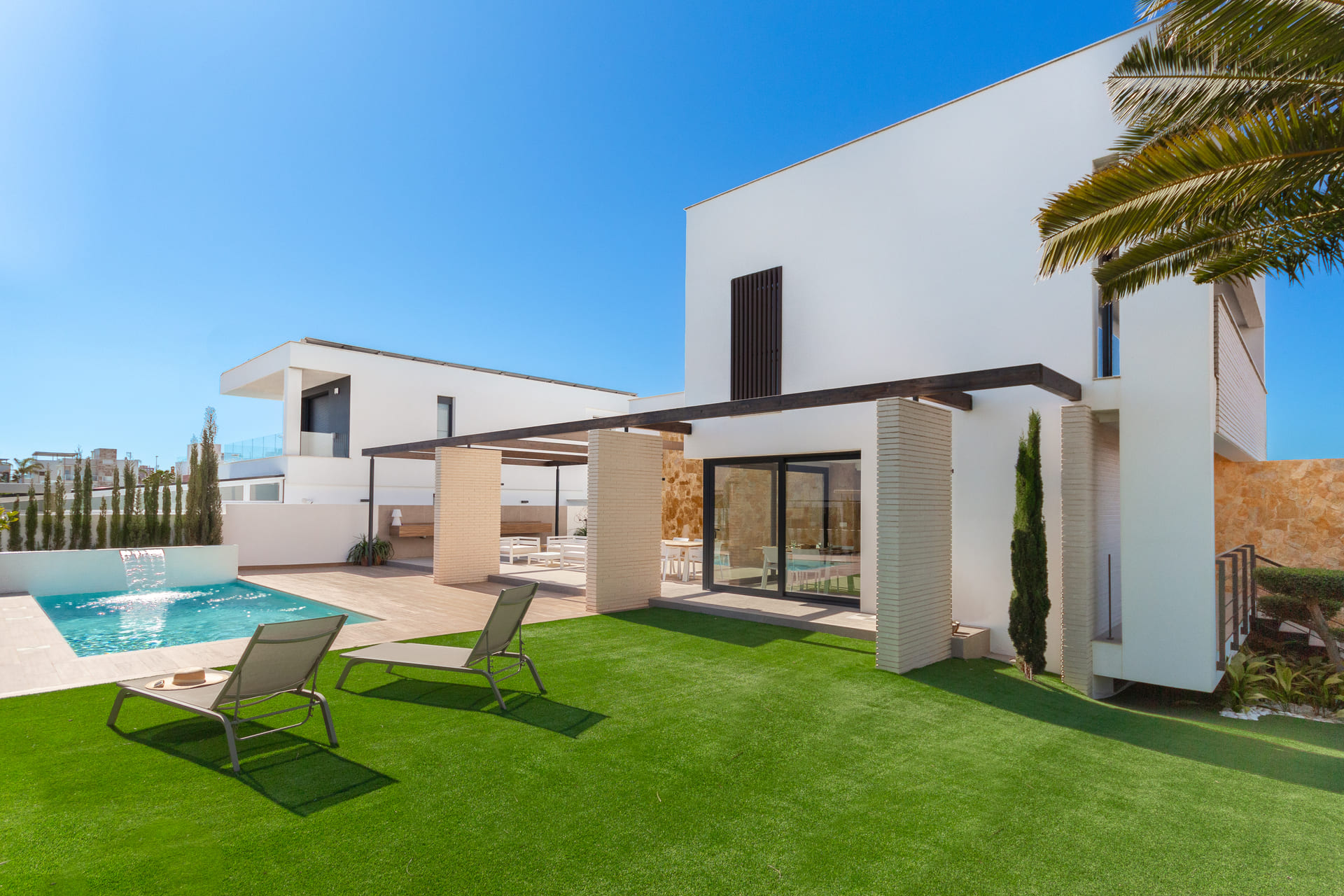 Master bedroom in villa for sale in Orihuela Costa