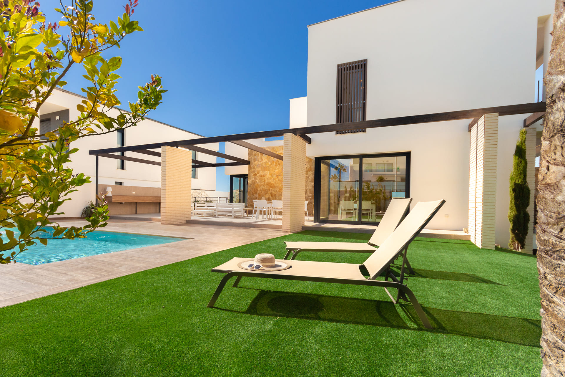 Bathroom in villa for sale in Orihuela Costa