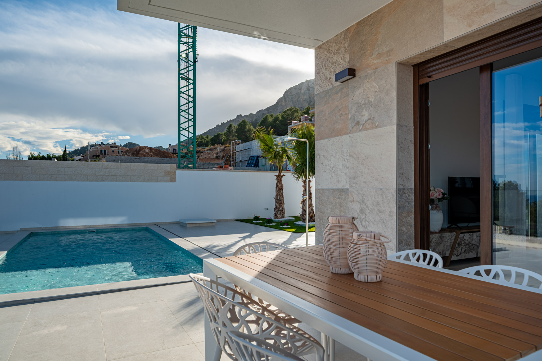 Bedroom in villa for sale in Polop