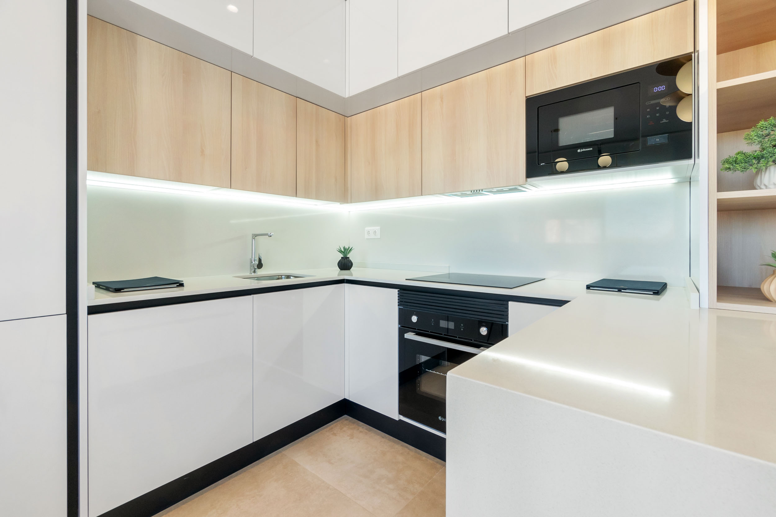 Dining area in high_bungalow for sale in Torrevieja