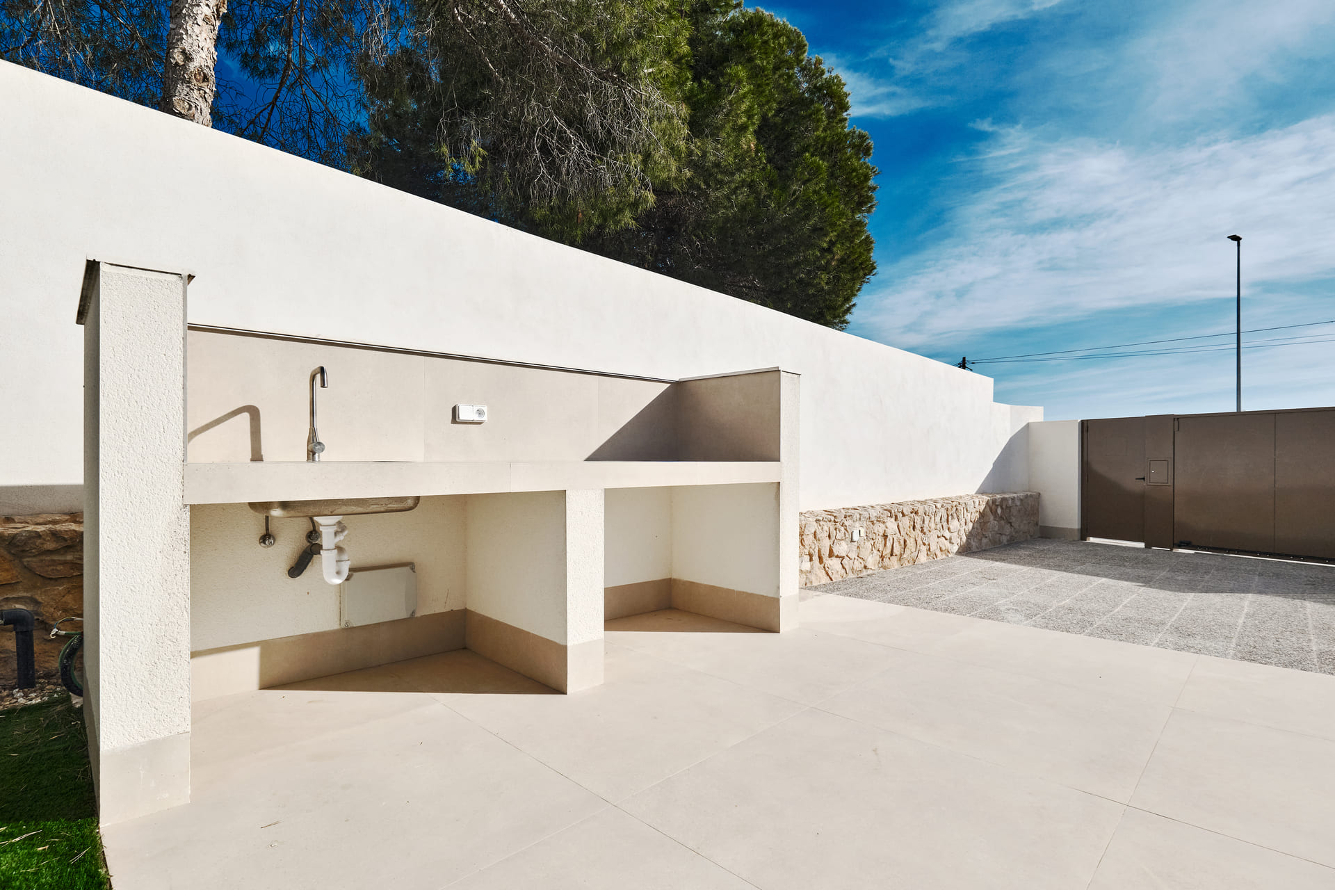 Kitchen in villa for sale in Orihuela Costa