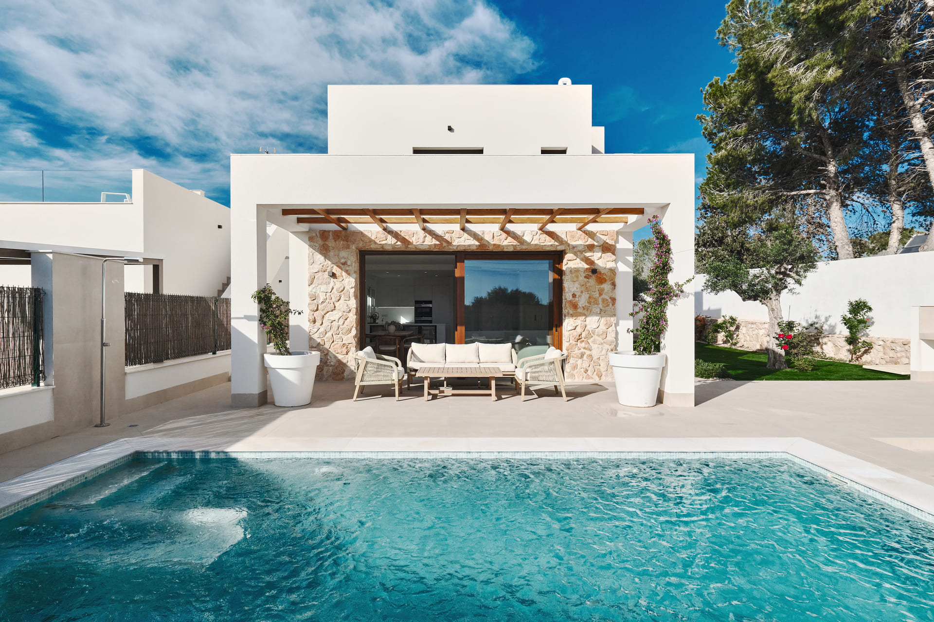 Dining area in villa for sale in Orihuela Costa