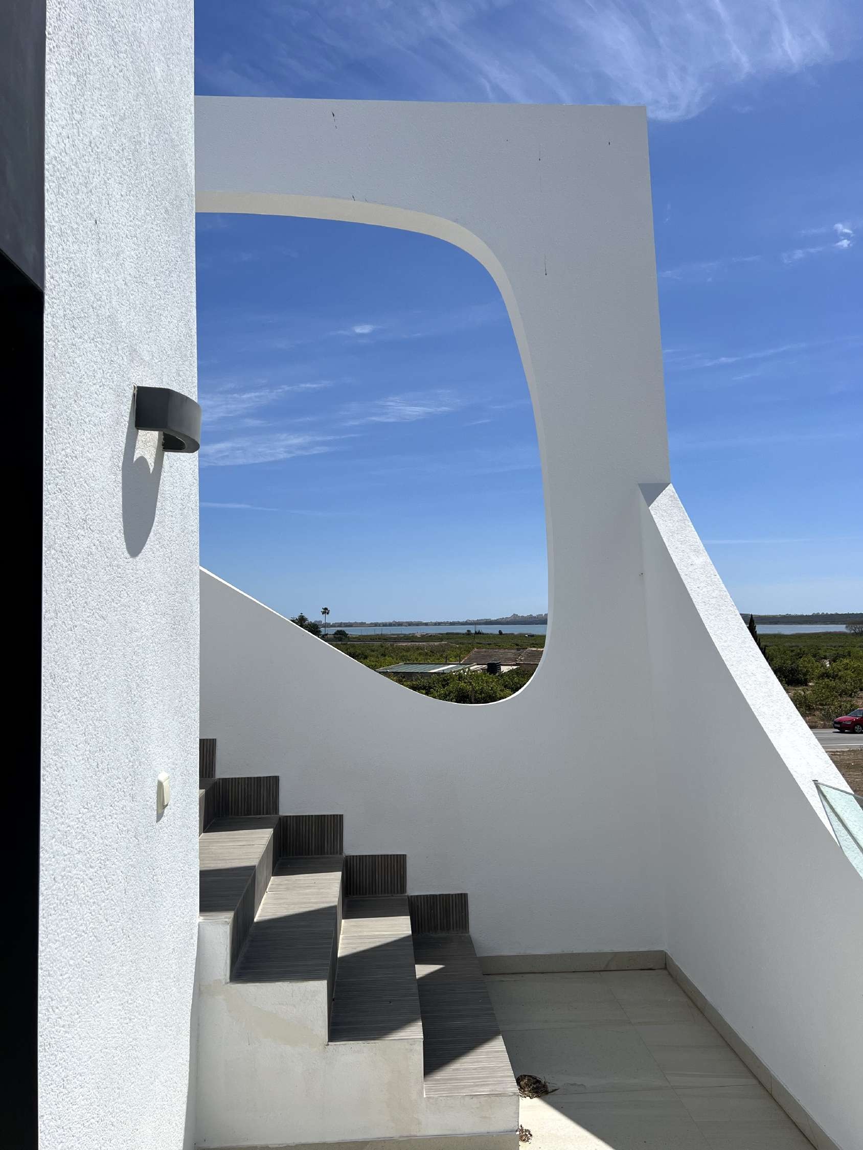 Located in the charming town of Rojales, this exclusive collection of 7 detached homes offers an ide