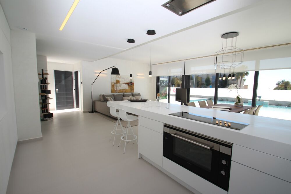Master bedroom in villa for sale in San Miguel de Salinas