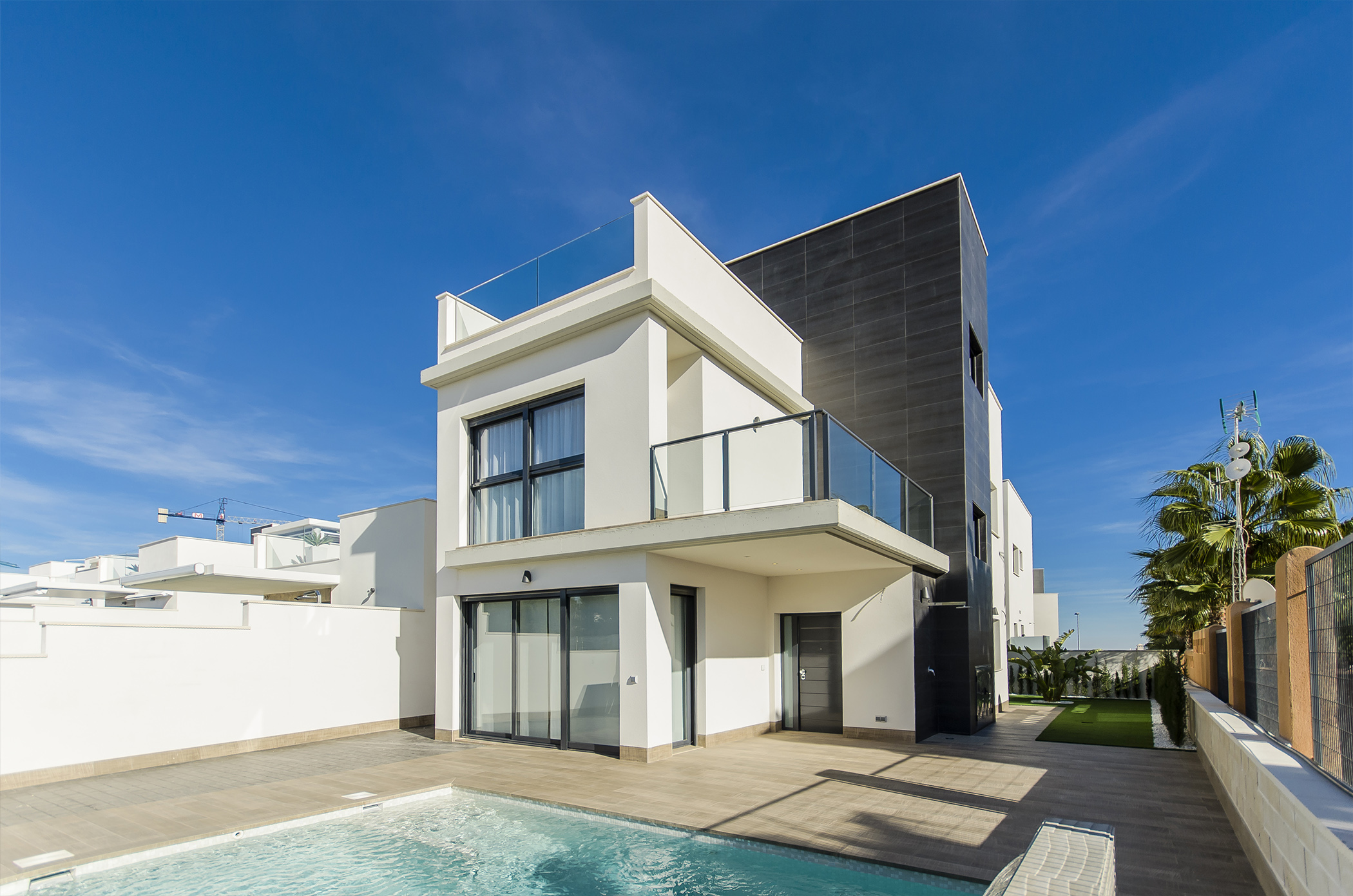 Located in the charming setting of San Miguel de Salinas, these villas offer an exclusive lifestyle