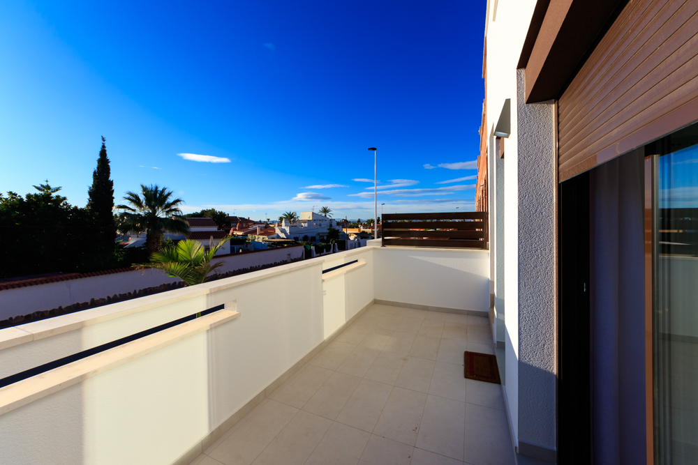 Pool area in terraced for sale in Pilar de la Horadada