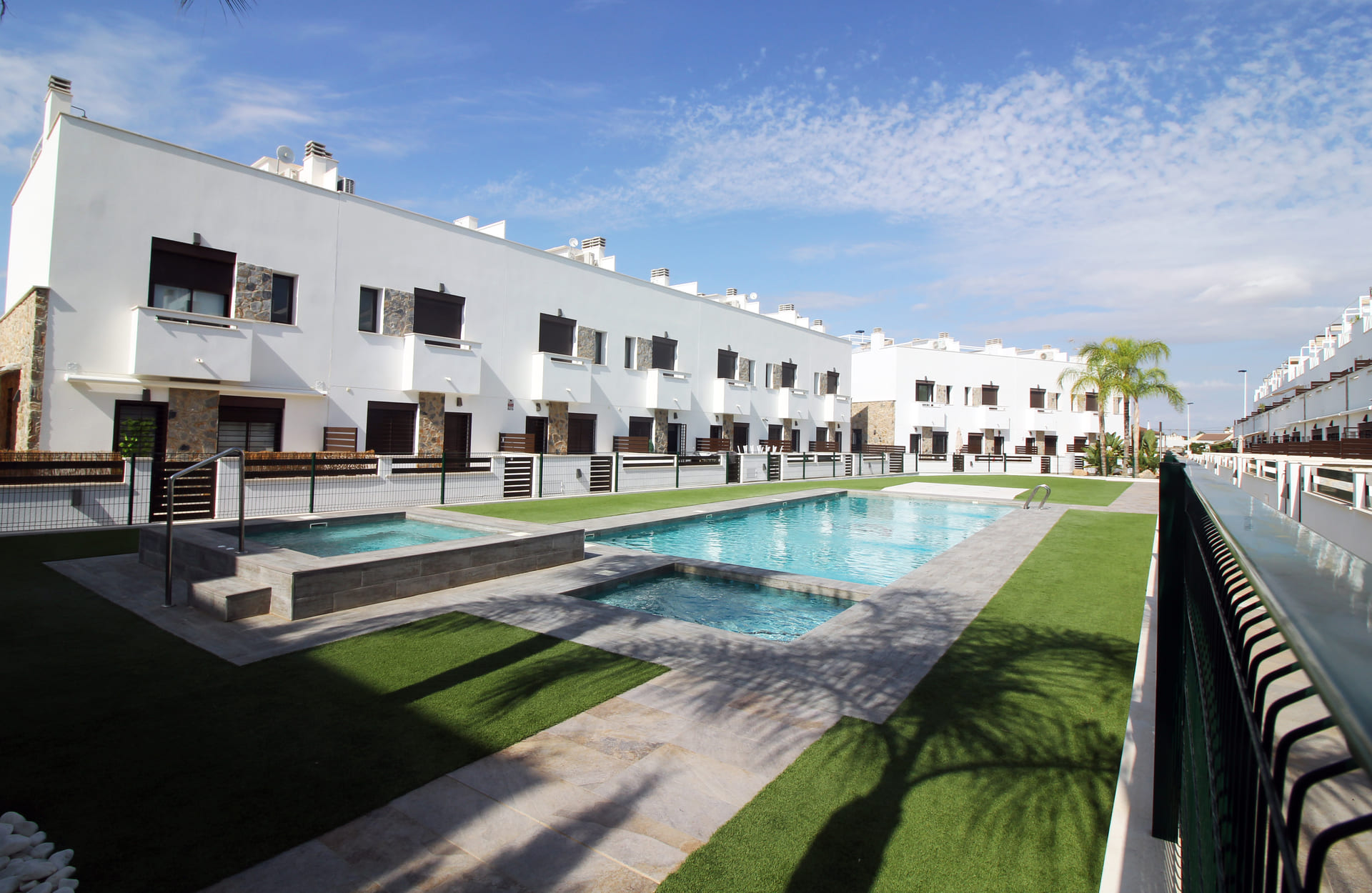 Pool area in terraced for sale in Pilar de la Horadada