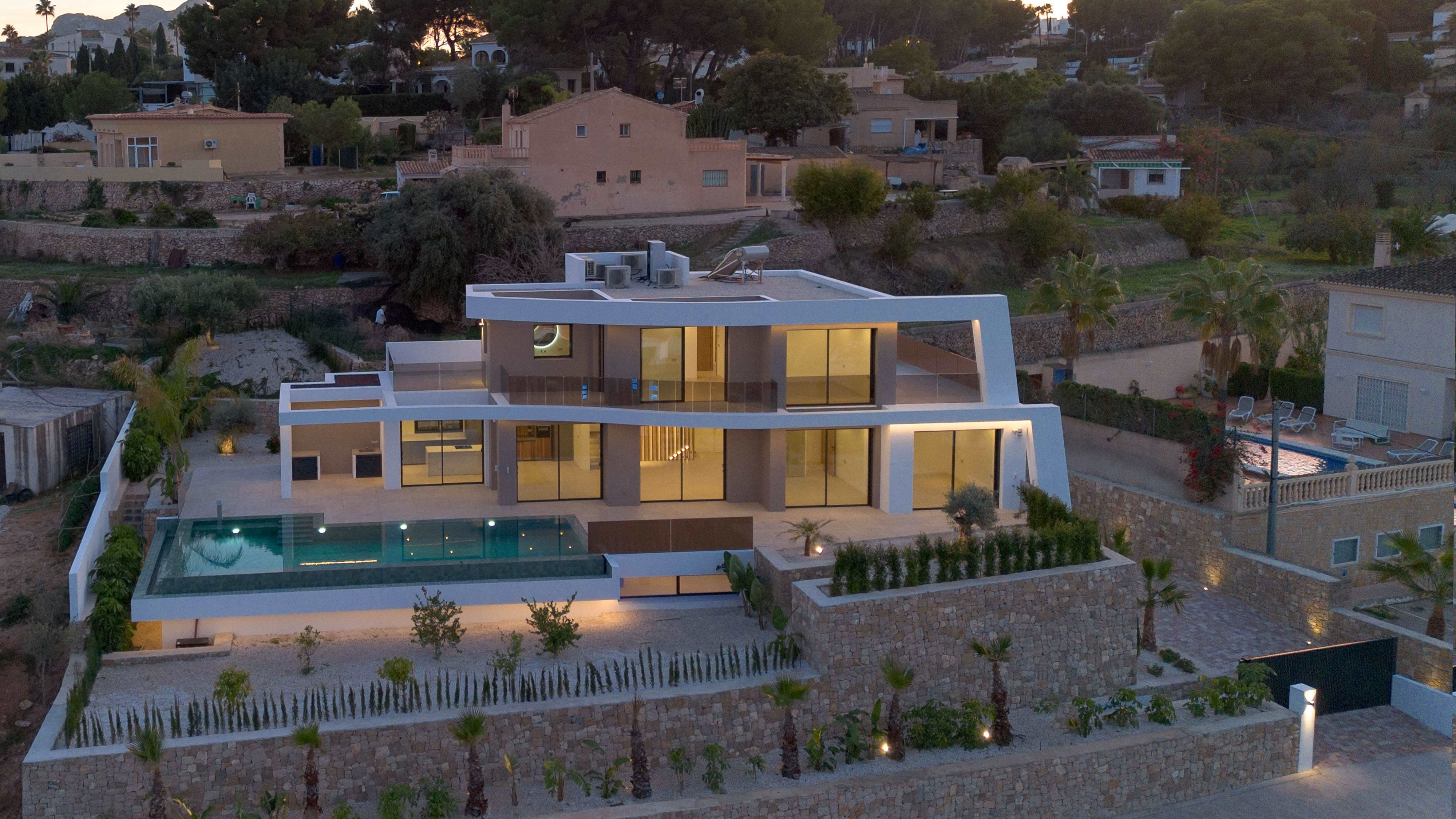 Located in the charming town of Benisa, this exclusive villa offers a privileged setting with sea vi
