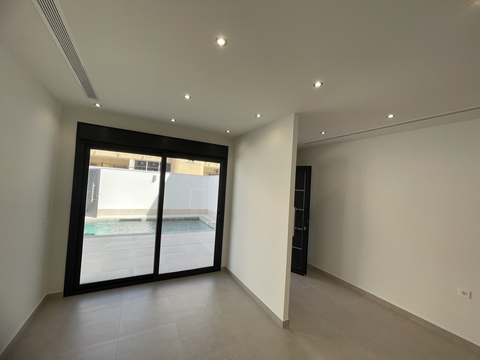 Exterior view in villa for sale in Heredades