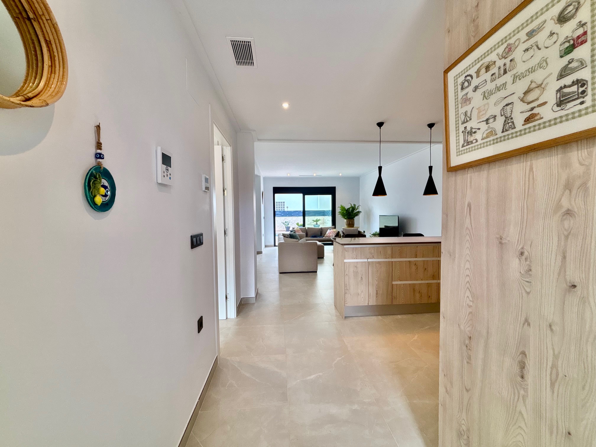 Dining area in villa for sale in Benijófar