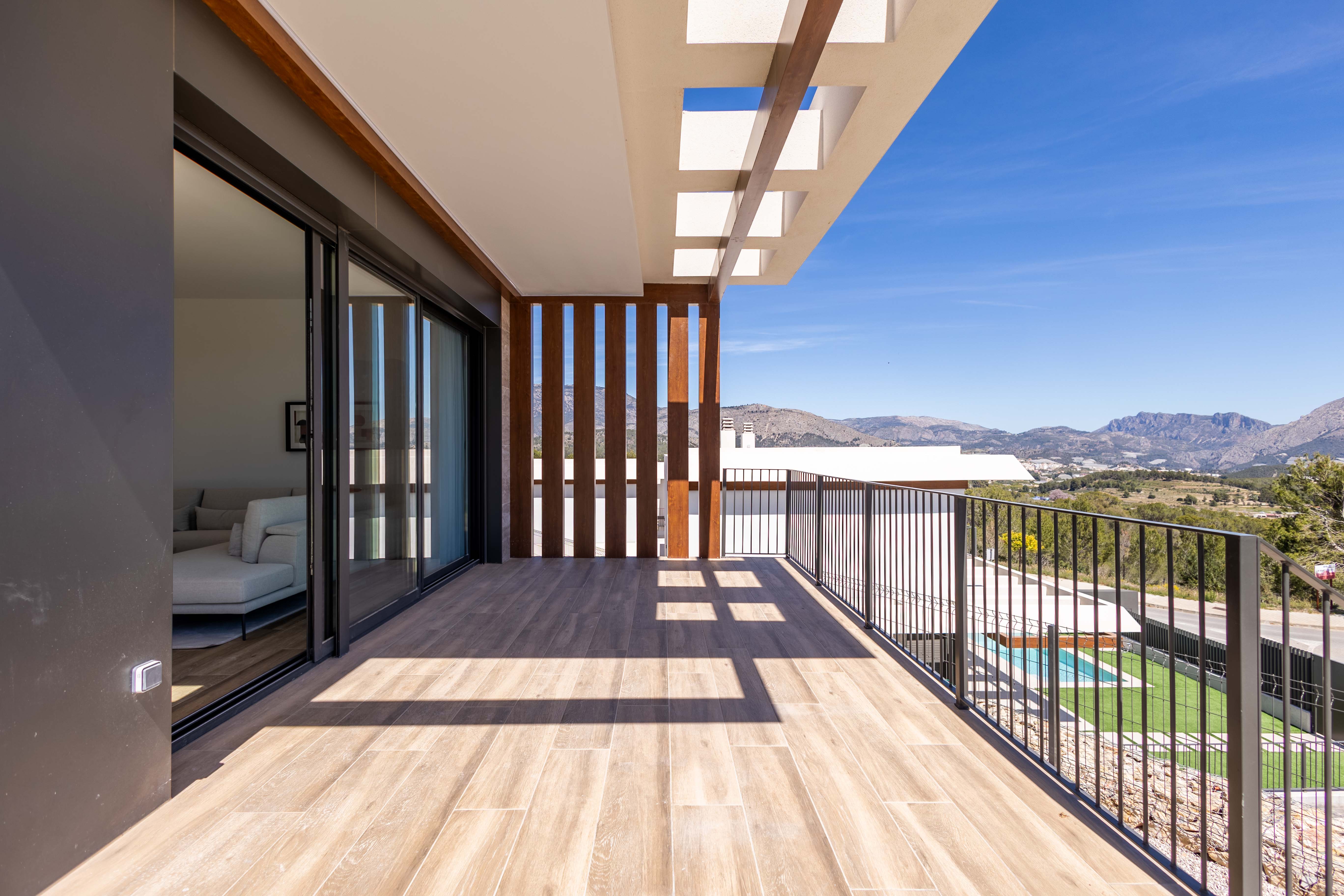 Bathroom in villa for sale in Polop
