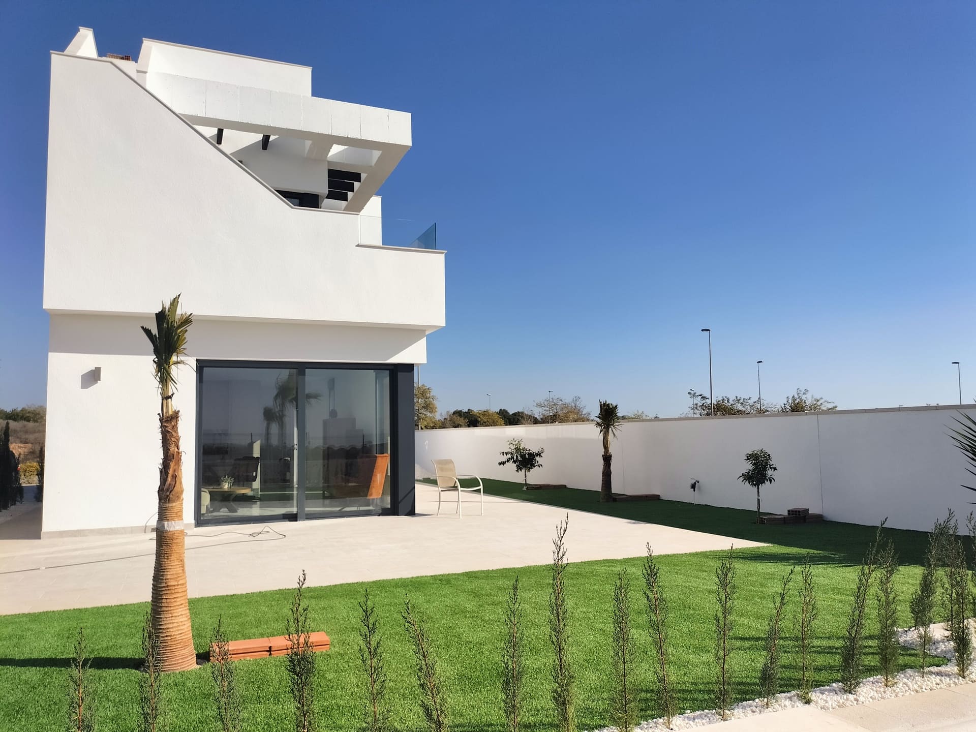 Garden in villa for sale in Pilar de la Horadada