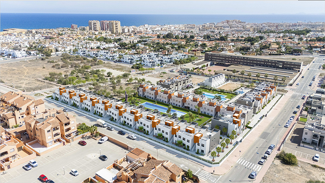 Pool area in penthouse for sale in Torrevieja