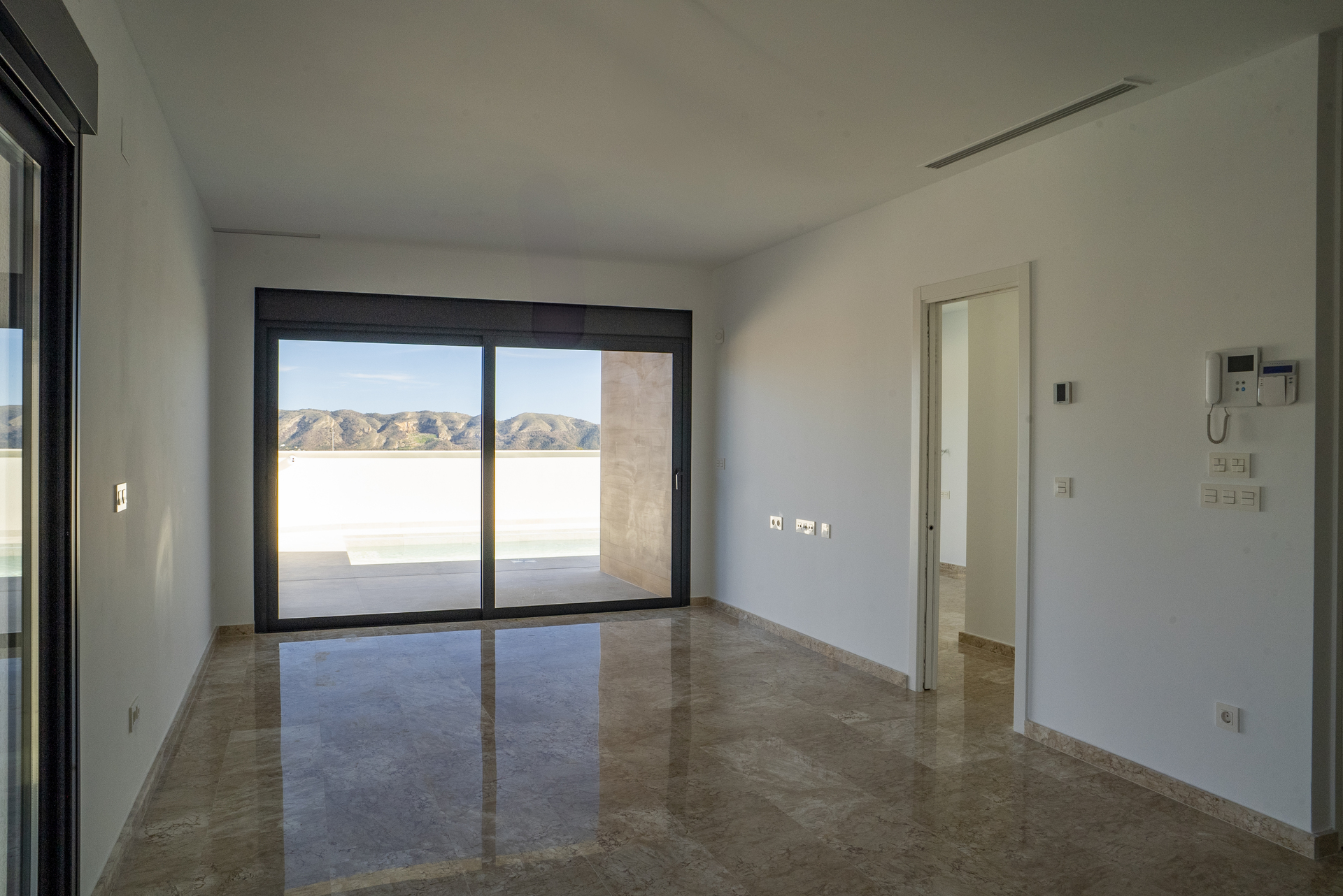 Dining area in villa for sale in La Nucía