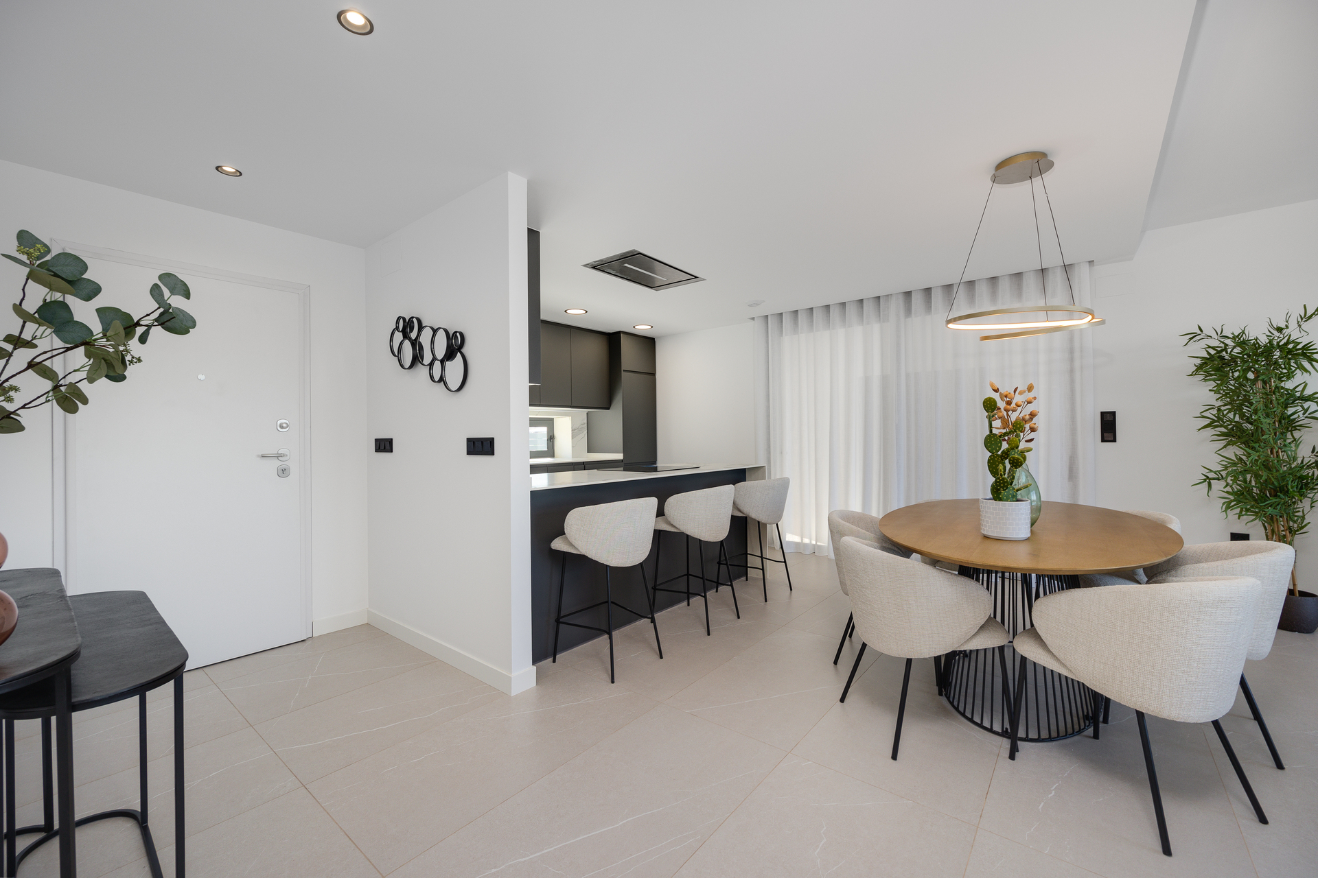 Dining area in villa for sale in Torrevieja