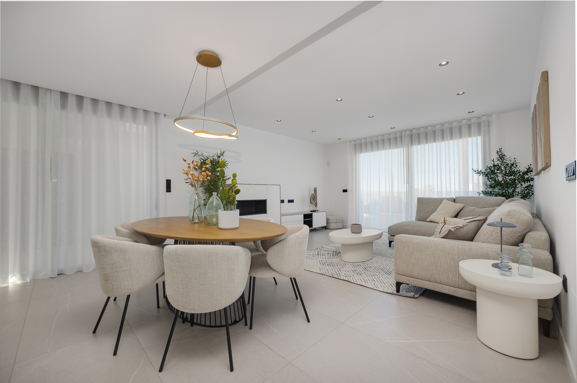 Bathroom in villa for sale in Torrevieja