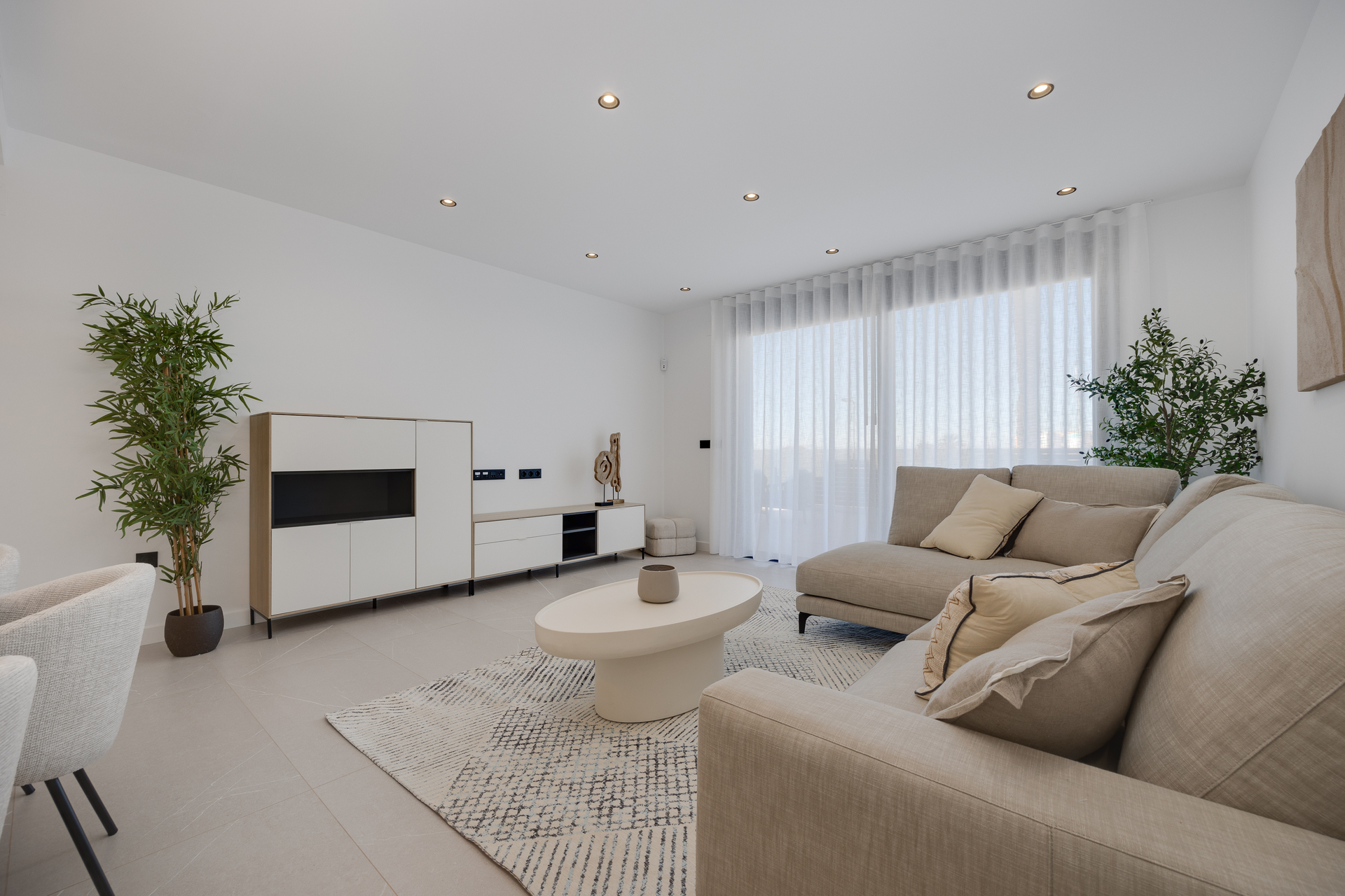 Terrace in villa for sale in Torrevieja
