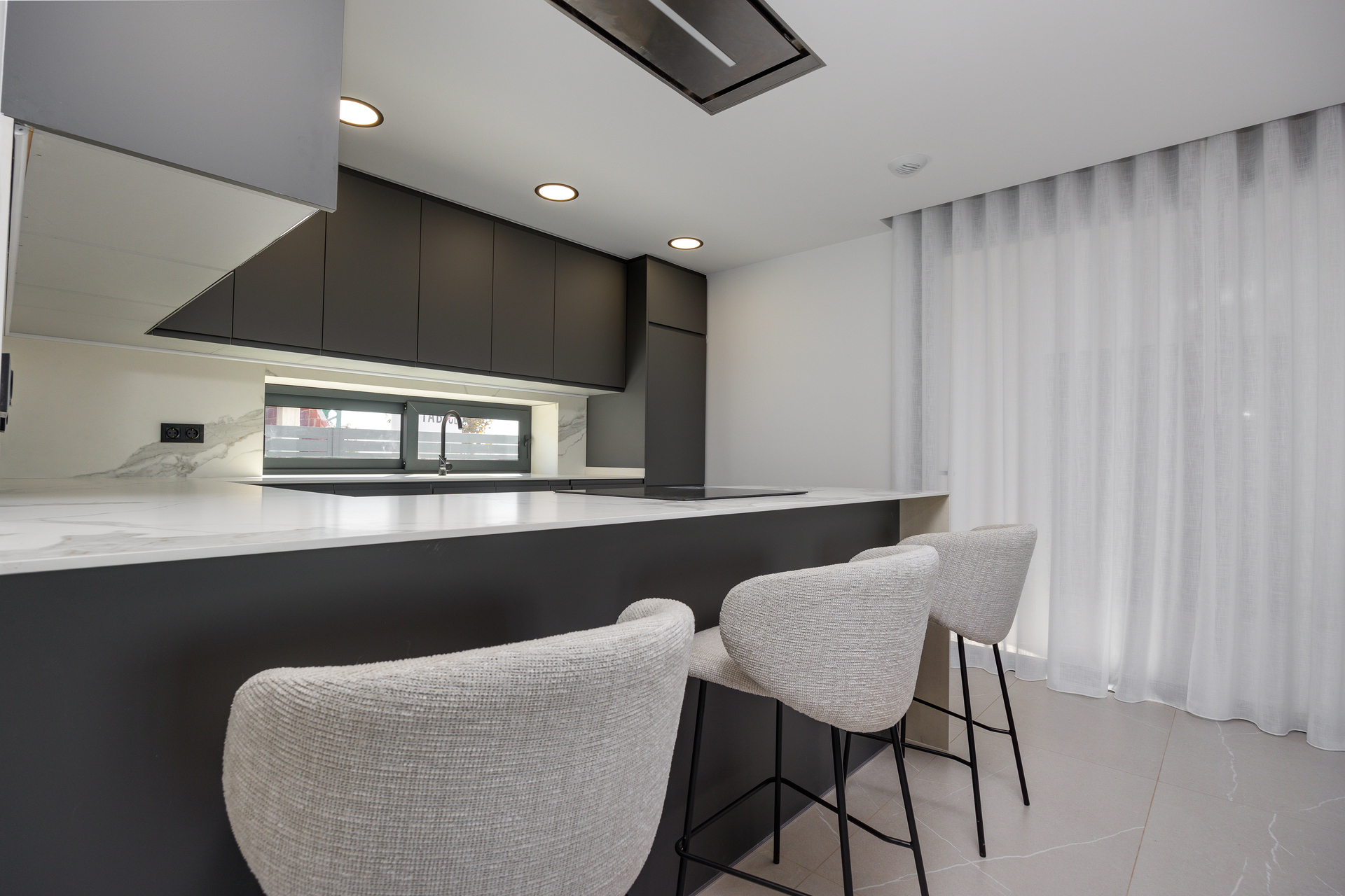 Dining area in villa for sale in Torrevieja