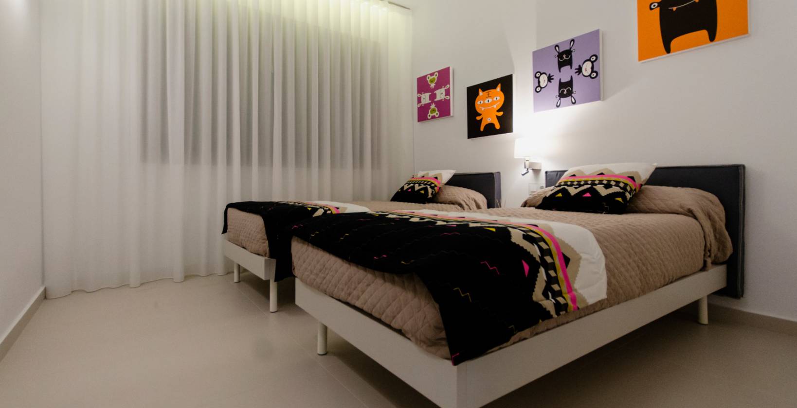 Master bedroom in villa for sale in Dehesa de Campoamor
