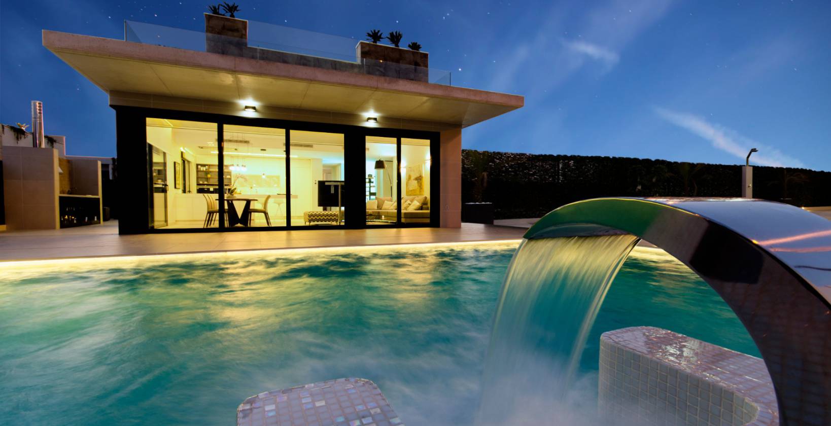 Master bedroom in villa for sale in Dehesa de Campoamor