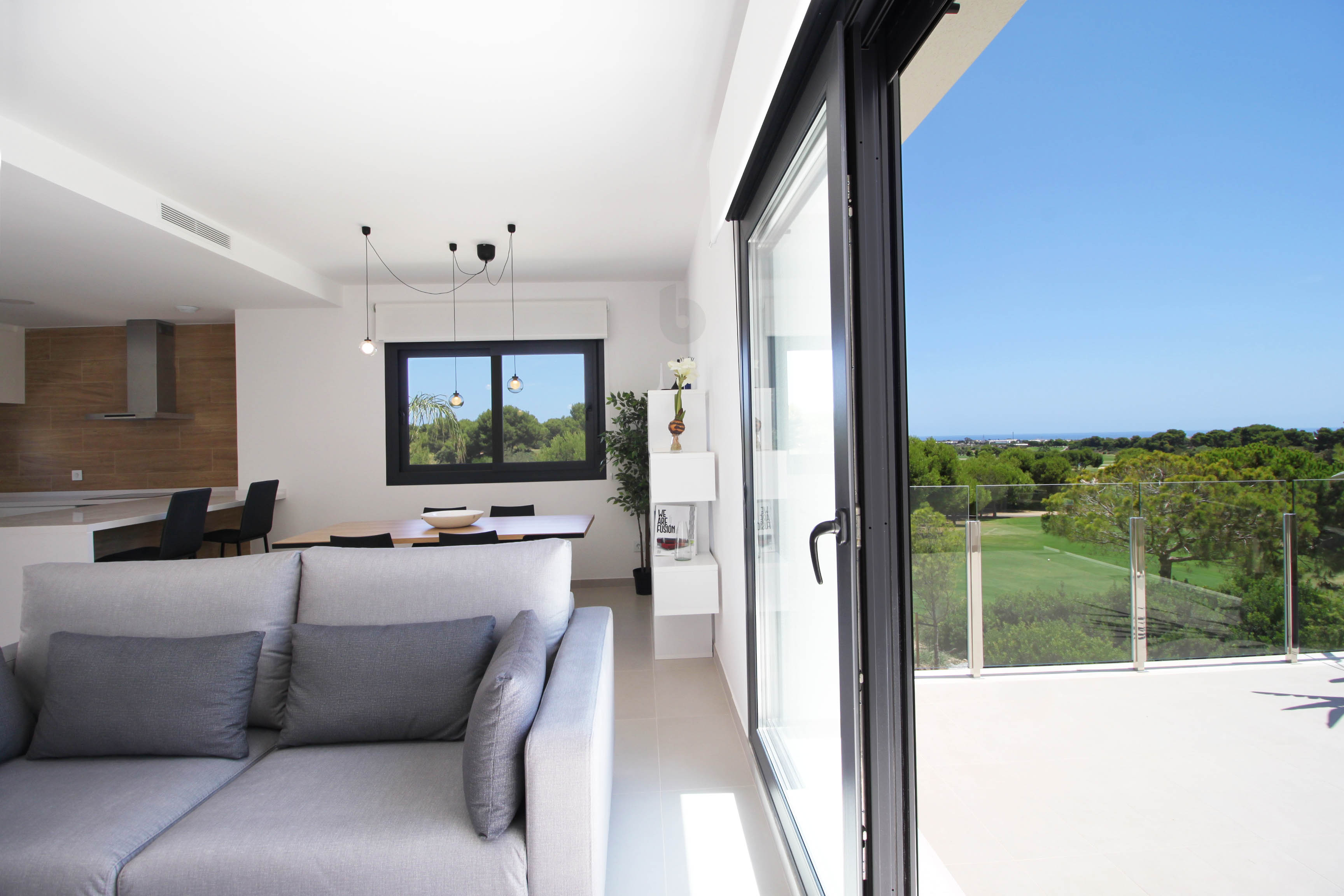 Located in the charming setting of Pinar de Campoverde, this residential complex offers a selection