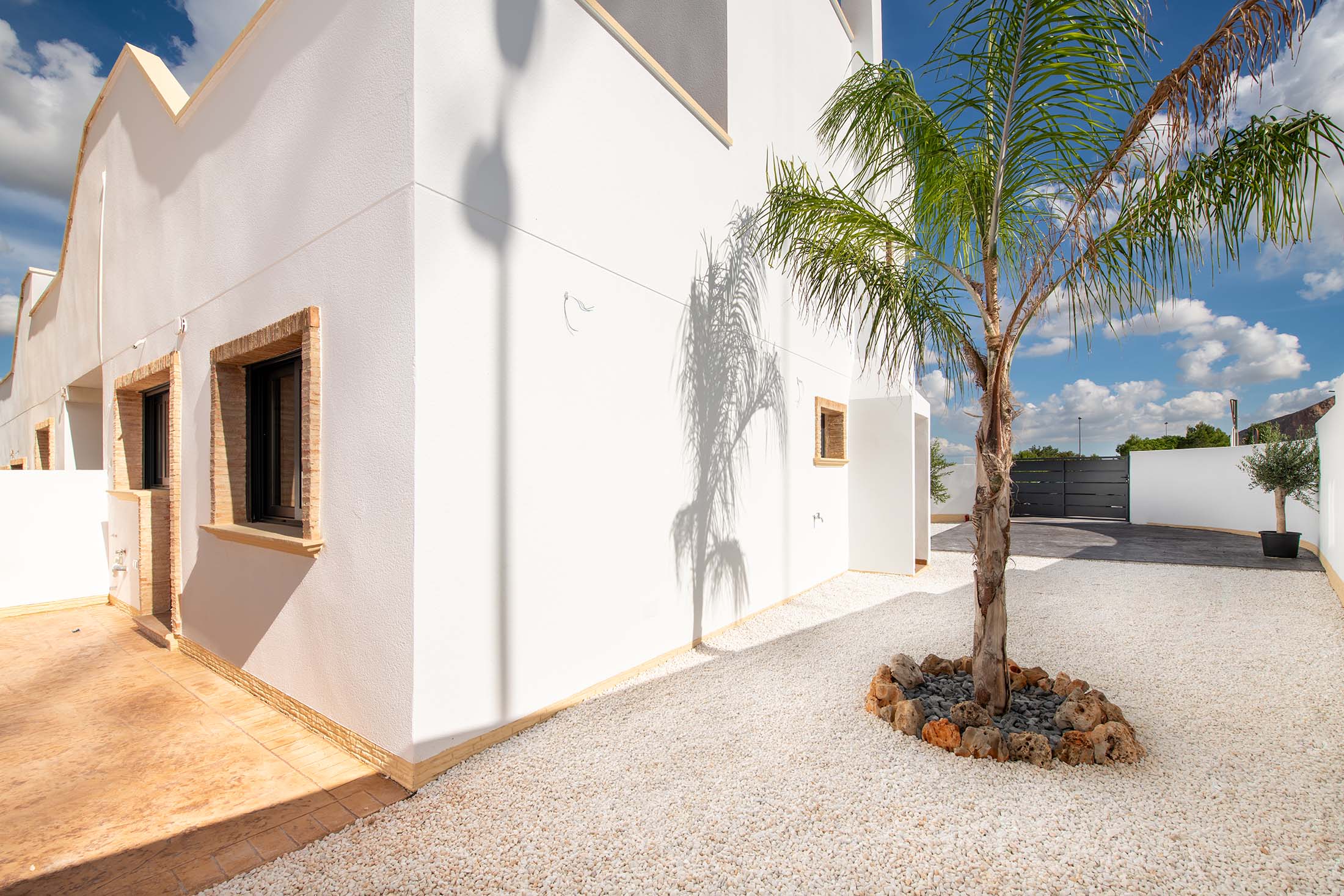 Garden in terraced for sale in Cox