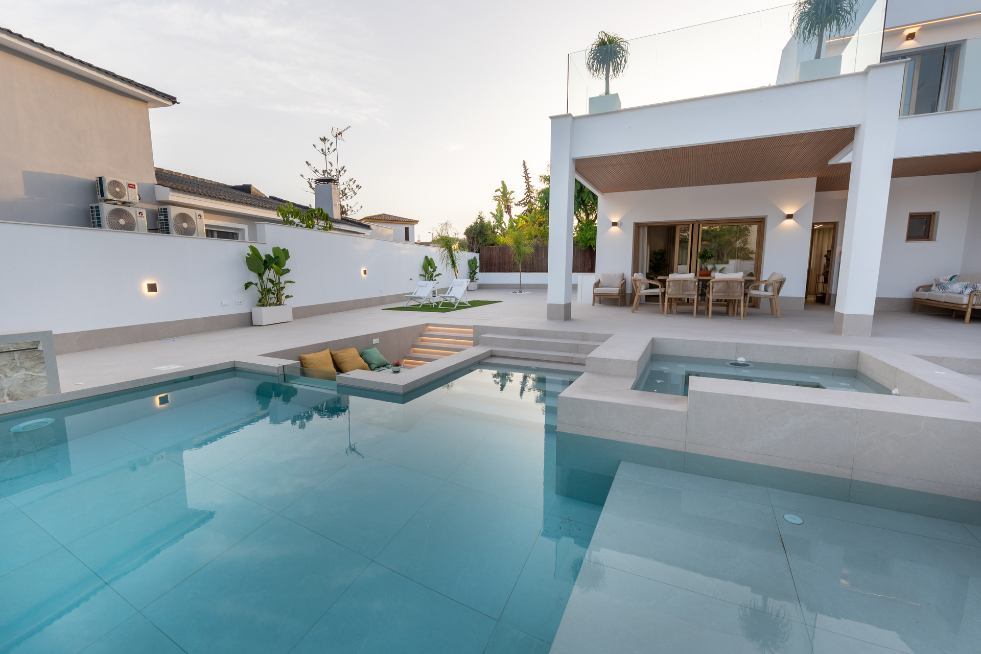 Bedroom in villa for sale in Orihuela Costa
