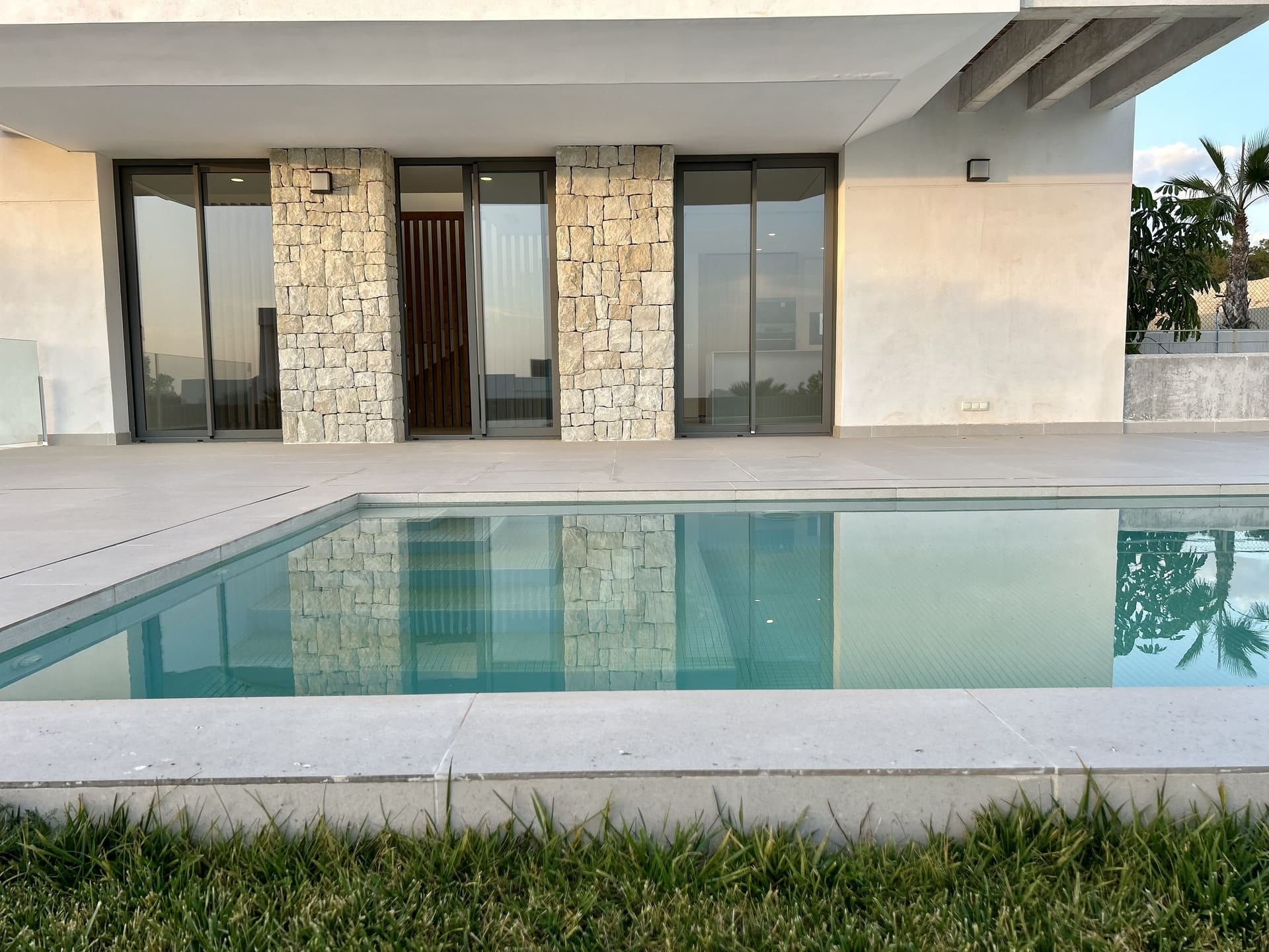 Exterior view in villa for sale in Finestrat