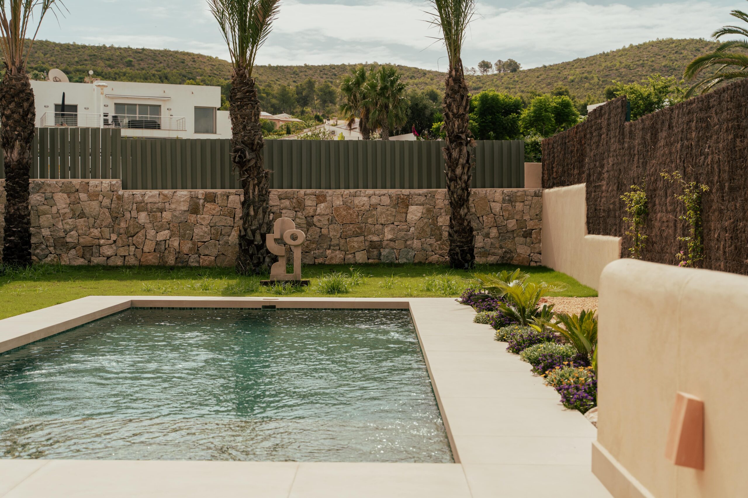 Master bedroom in villa for sale in Jávea
