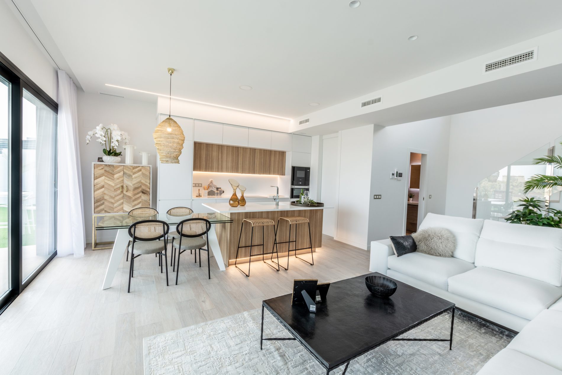 Living room in villa for sale in Finestrat