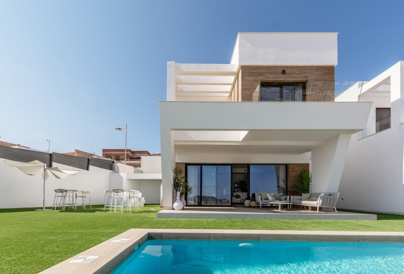Bathroom in villa for sale in Finestrat