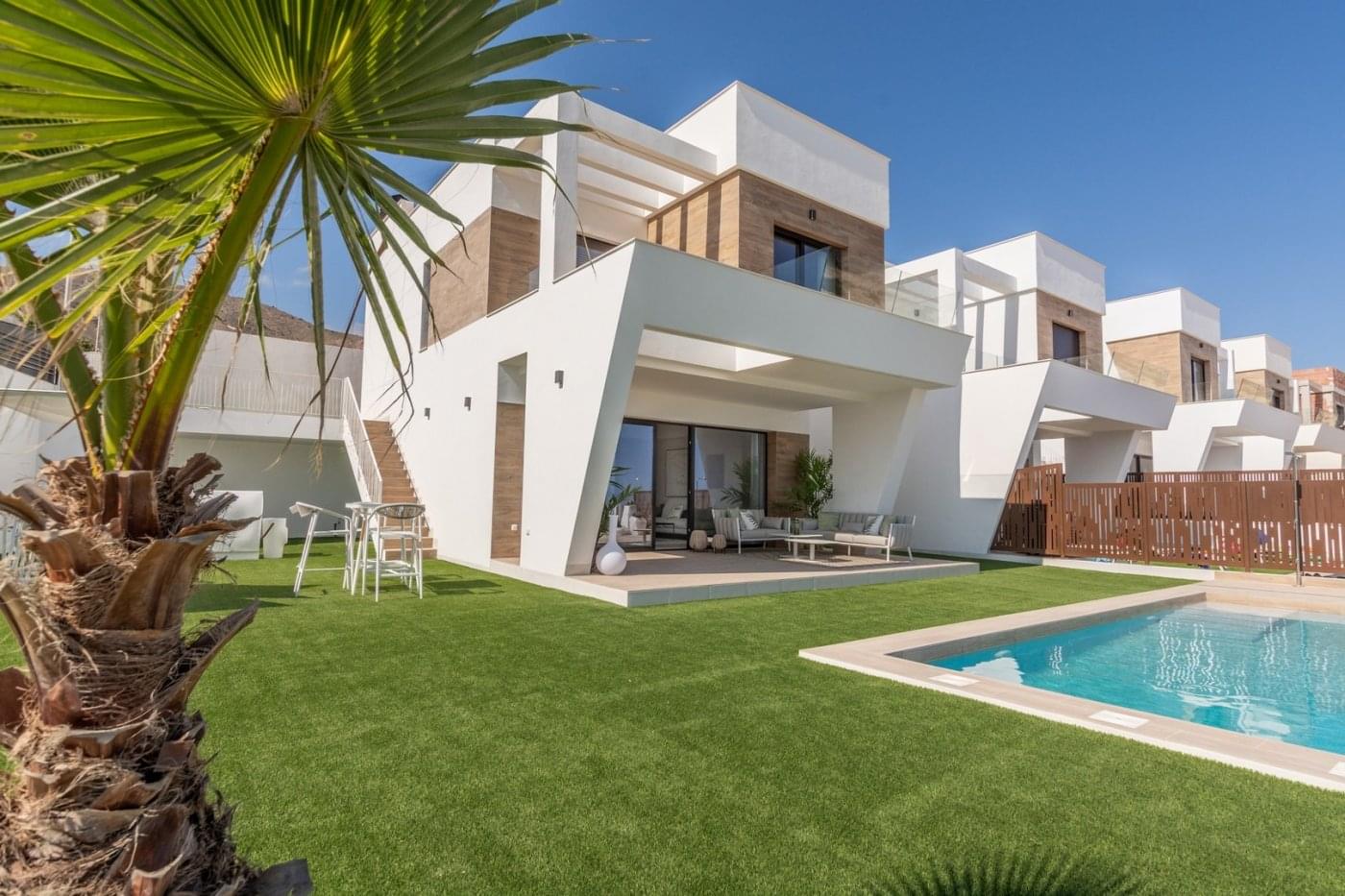Garden in villa for sale in Finestrat