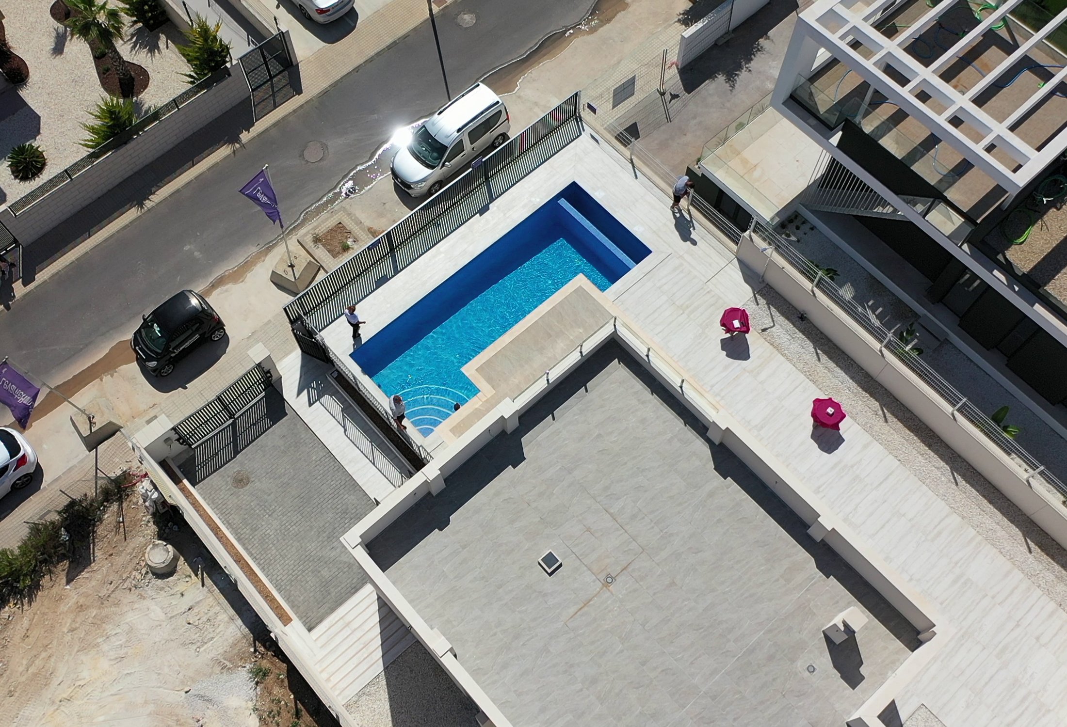 Pool area in villa for sale in Polop