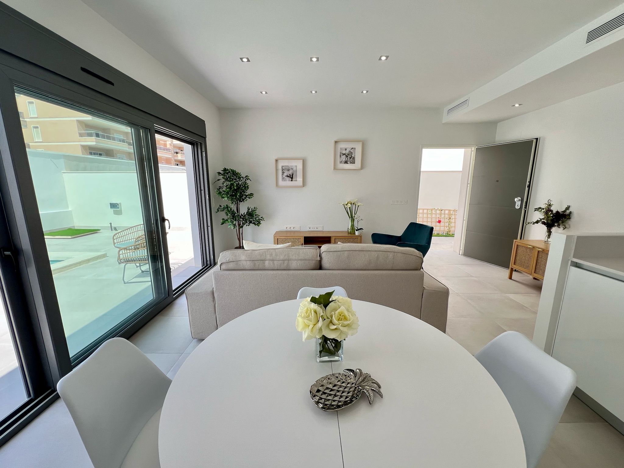 Dining area in terraced for sale in Orihuela Costa