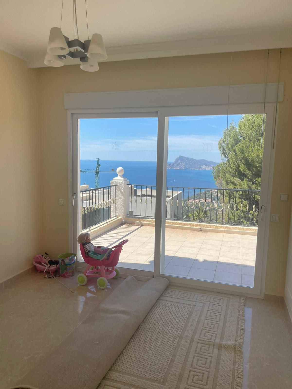 Living room in villa for sale in Altea