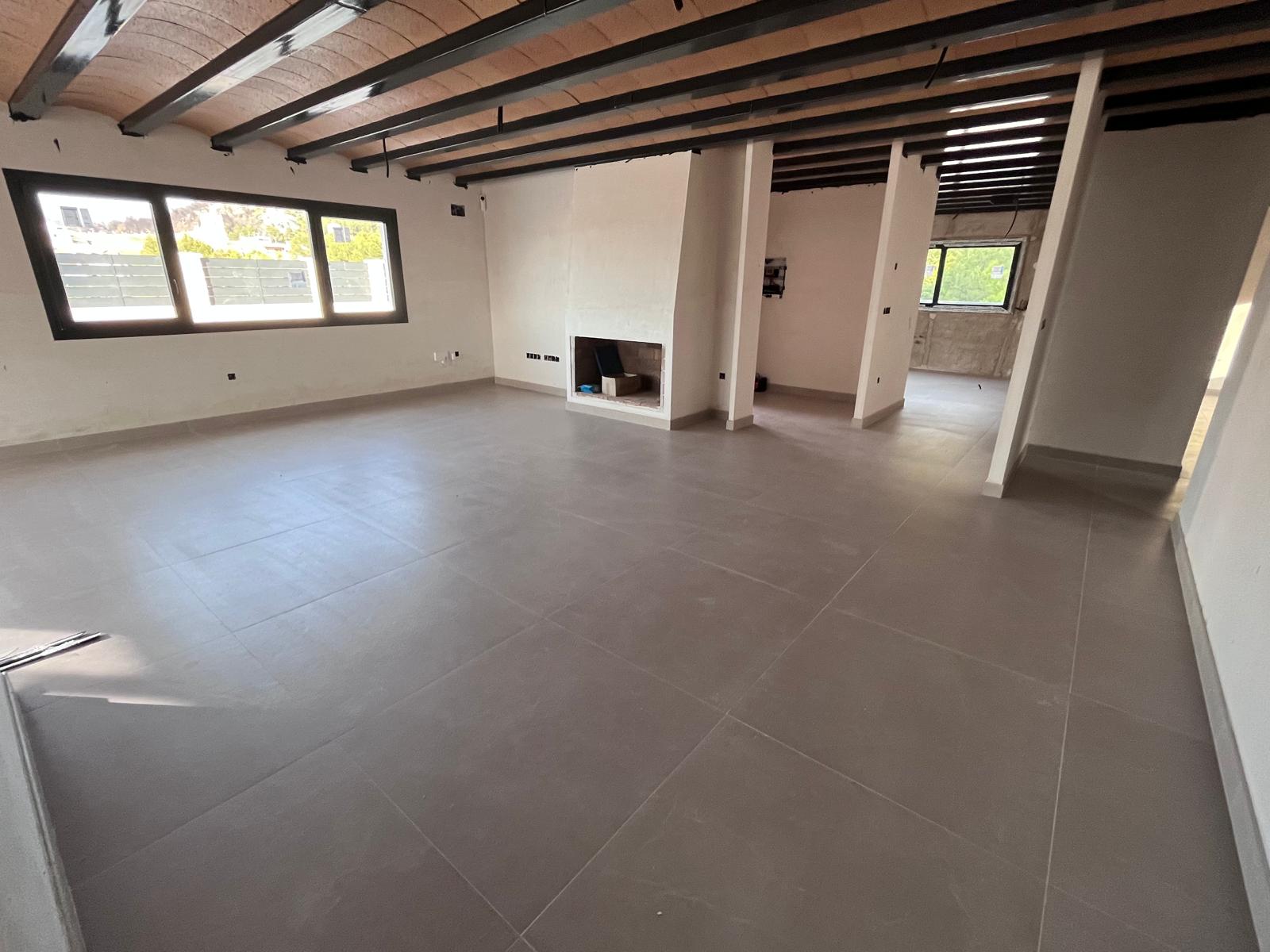 Pool area in villa for sale in Penáguila