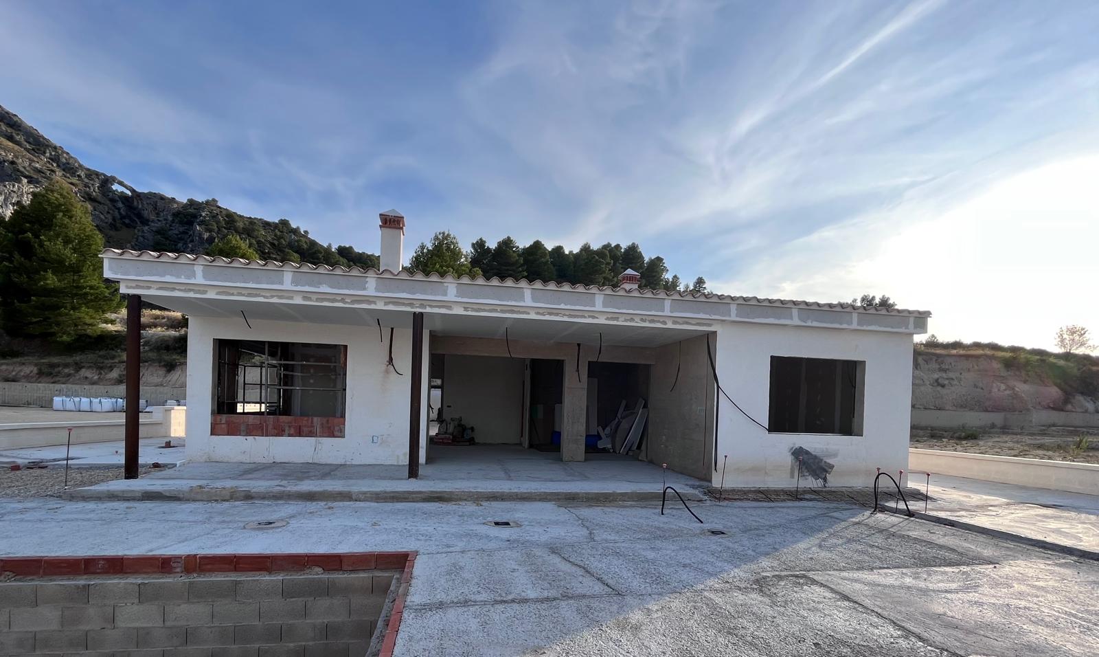 Pool area in villa for sale in Penáguila