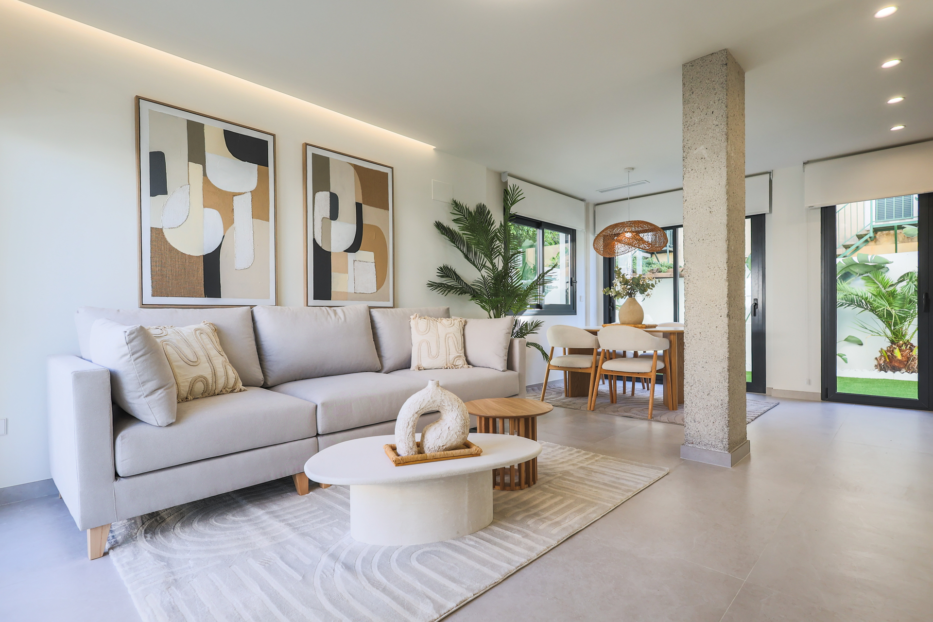 Pool area in villa for sale in Orihuela Costa