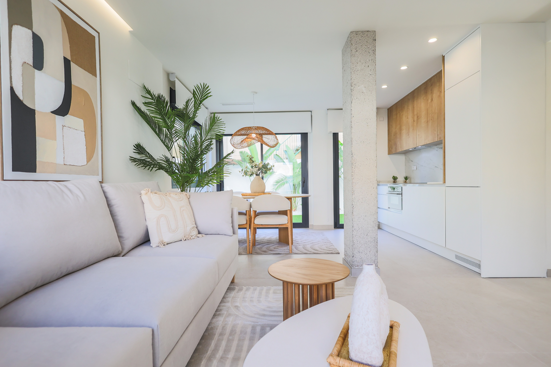 Garden in villa for sale in Orihuela Costa